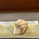 肉がみ肉へい - デザート　アールグレイのクリーム添え