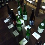 日本酒飲み比べ専門店 蔵辺 - 