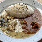 リトロ - 鶏ささみとほうれん草のマスタード豆乳レモンクリームカレー&Classicチキンカレー