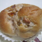 ブーランジェリー メゾン ユキ - くるみりんご