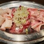 塩ホルモン 炭楽 - コリコリ三兄弟(大動脈・のど・舌骨)