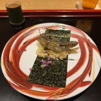 室町 和久傳 - 稚鮎の唐揚げの手巻き寿司