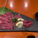 六蔵 - 和牛ハツ刺し