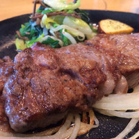 ざくろ 室町店 - 鉄板焼きステーキ
