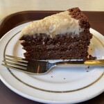 喫茶サンセットタウン - ジャーマンケーキ美味しい！ココナッツが良い。