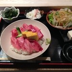 本鮪のトロ鉄火丼ランチ1000円
