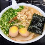 中華そば 髙はし - 雲呑麺(¥1,100)と醤蛋(¥100)