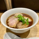 らぁ麺や 嶋 - 味玉らぁ麺（醤油）　チャーシューがとろとろ。