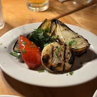 カルネジーオ イースト - 