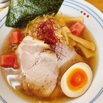 北海道ラーメン 赤レンガ - 2023.7の冷やし塩オロチョンラーメン+チャーシュー1枚トッピング（参考画像）