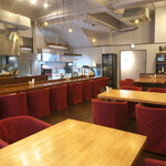 RESTAURANT & BAR VERY - 店内内観