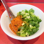 ラーメン二郎 - 待ってる間にカスタマイズ♪