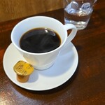 キッチン ブルー グローブ - ホットコーヒーのアップ