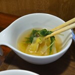 キッチン ブルー グローブ - 具沢山な白菜