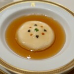 アピシウス - 雲丹とキャビア　野菜のクリームムース　コンソメゼリー寄せ