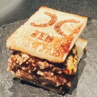 西麻布 焼肉 X - 但馬玄のフィレのハンバーグサンド