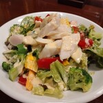 ラ コリーナディ ルーチェ - 鶏むね肉と旬野菜のサラダ 900円