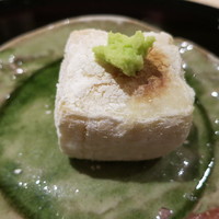 うち山 - 先付　焼き胡麻豆腐