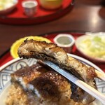 炭焼うな富士 - 肉厚うなぎ