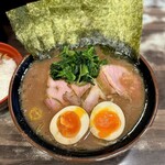 神田ラーメン わいず - 