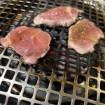 焼肉 肉ます - 