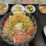 中国料理 頤和園 - 具沢山だな　白飯は遠慮しました