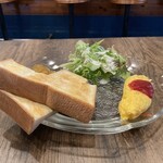 SAM'S - モーニング（700円）