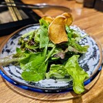 まほろば囲炉裏 - 葉物野菜のサラダ