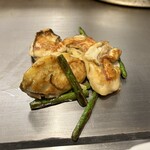 お好み焼きと鉄板焼きの店 なかまた - 牡蠣バター（980円）2024.5