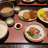 神宮前もくち - 