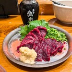 魚虎 - ミンククジラ赤身刺し