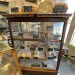 ベーカリー ジャム - 商品ケース6/3 日曜13時頃の様子