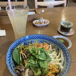 多国籍料理 dede - 料理写真:ボブンとドリンク
