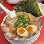 ラーメン魁力屋 - 特製しょうゆ 全部のせラーメン