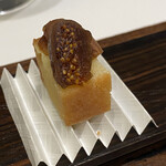 Takumi - ブランデー風味のパウンドケーキとイチジク