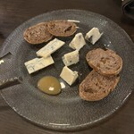 部位ごとに調理法を変える豚肉専門店 グロワグロワ - 