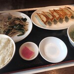 手作り鉄鍋餃子 双龍 - 