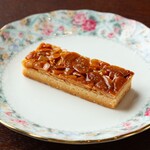 patisserie Tea shot - フロランタン