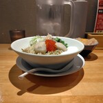 麺家 たけ田 - 夏輝の冷やし醤油和え麺と漁師の白いか漬け丼
