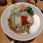 麺家 たけ田 - 夏輝の冷やし醤油和え麺と漁師の白いか漬け丼