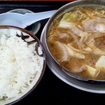 清美食堂 - 肉鍋定食（みそ味）　580円　