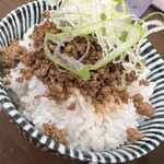 六味亭 - 肉味噌めし