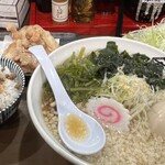 六味亭 - 頼んだ商品全部笑笑