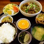 高盛食堂 - すじ煮込定食　1