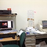 ナスコ フードコート インディアン レストラン - 飲食スペースのすぐ横はパソコンを置いた事務スペースです。