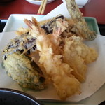 Tempura Ya - 豚ロースも入ってました。