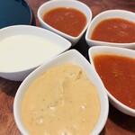 こひる庵 - 今日のトッピングたち♡ ラムチェリーカラメルクリームほ250円　それ以外はなんとみつの価格‼︎