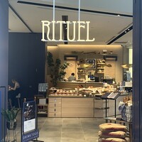 RITUEL Brasserie & Cafe 虎ノ門 - お店の入り口
