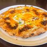 Bosco - ンドゥーヤのビスマルク風ピッツァ