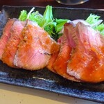 イタリア食酒場 Totti - お通し 自慢のローストビーフ